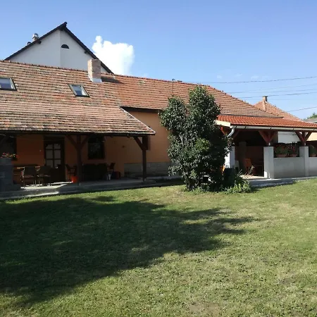 Guliba Vendeghaz * Bogács