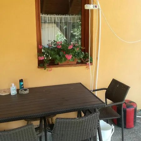 Apartament Guliba Vendeghaz