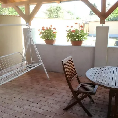 Guliba Vendeghaz * Bogács