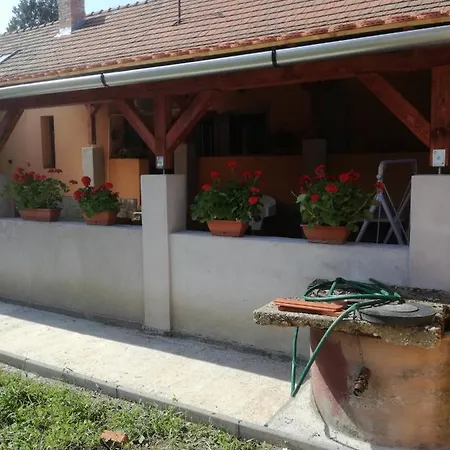 דירה Guliba Vendeghaz