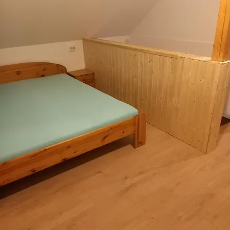 Apartament Guliba Vendeghaz
